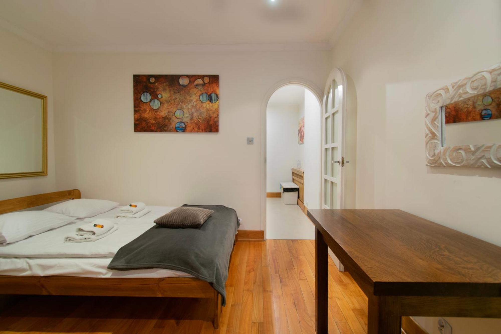 קרקוב Stylish 2 Bedroom Apartment Morsztynowska Street מראה חיצוני תמונה