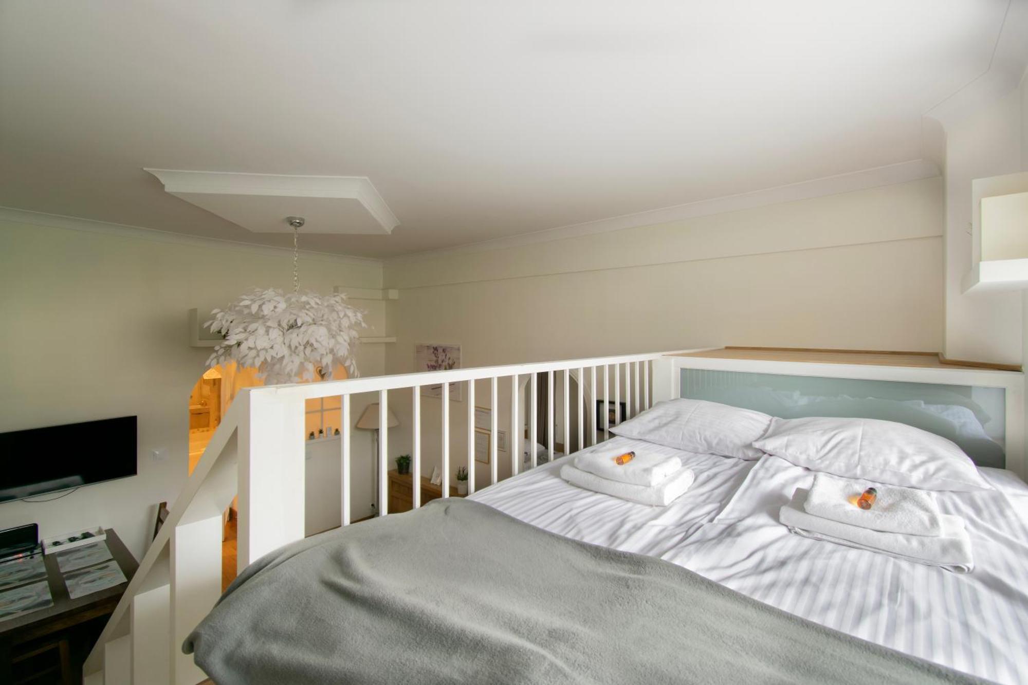 קרקוב Stylish 2 Bedroom Apartment Morsztynowska Street מראה חיצוני תמונה